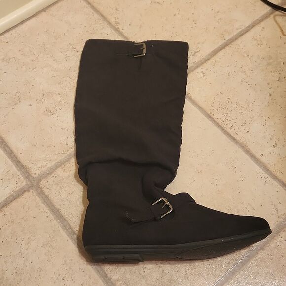 Rampage Women's "Charter" Black Faux Suede Pull-On Winter Boots Size 8.5 - Picture 3 of 9